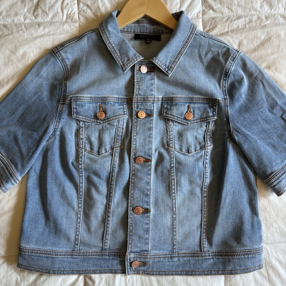 Talbots Short Sleeve Jean Jacket Women M Iggy Wash Blue Denim Stretch Casual EUC